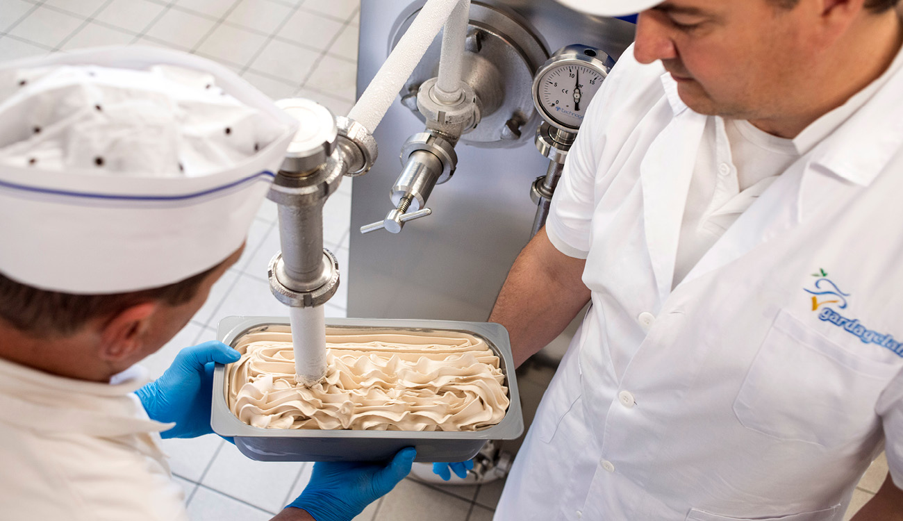 Servizio fotografico laboratorio produzione gelato